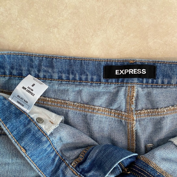 Distressed Denim Skirt - Picture 3 of 4